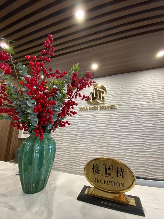 Khach San Nga Son 호텔 외부 사진